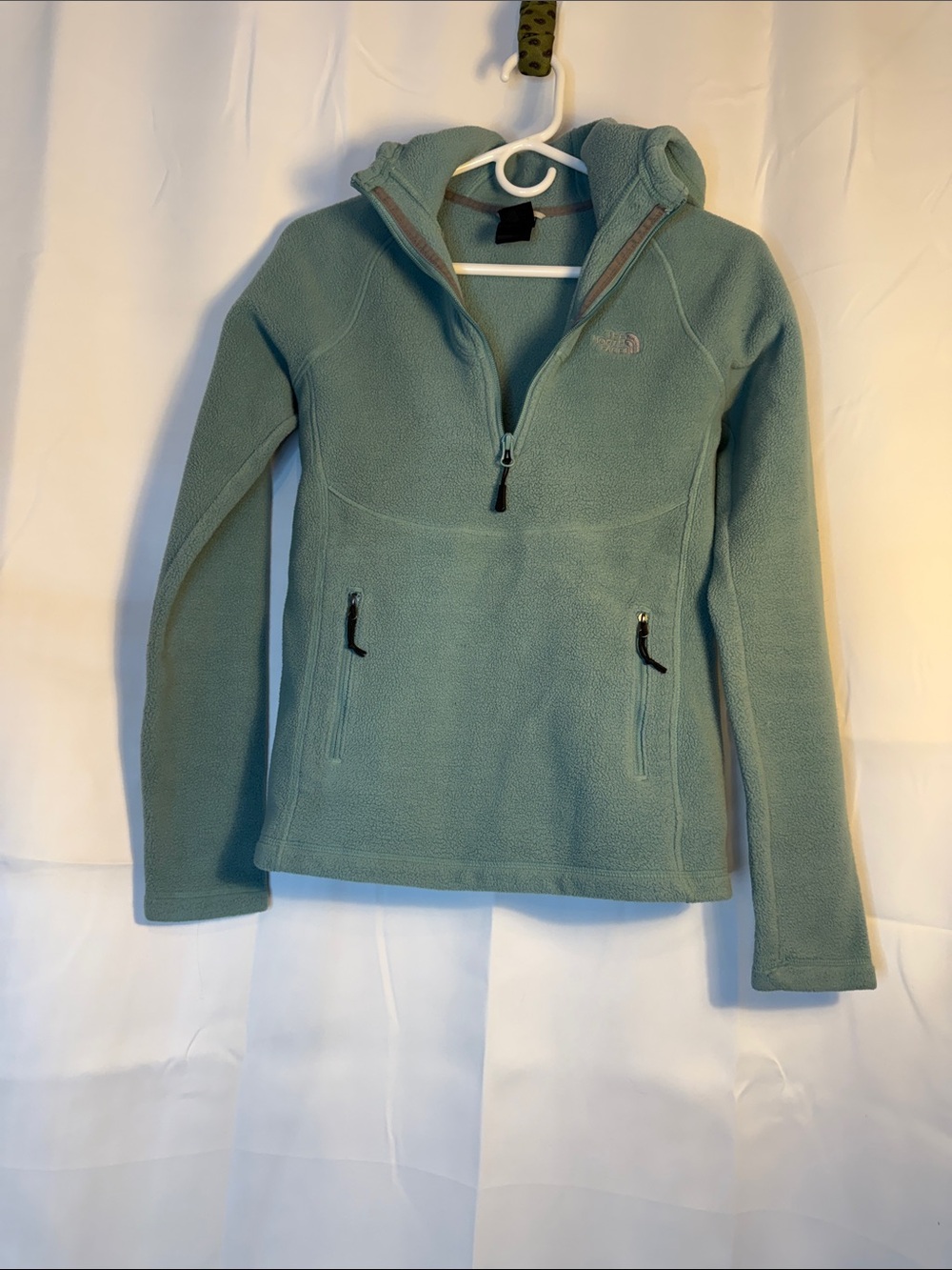 The North Face Sage Green Half-Zip Hooded Fleece Pullover